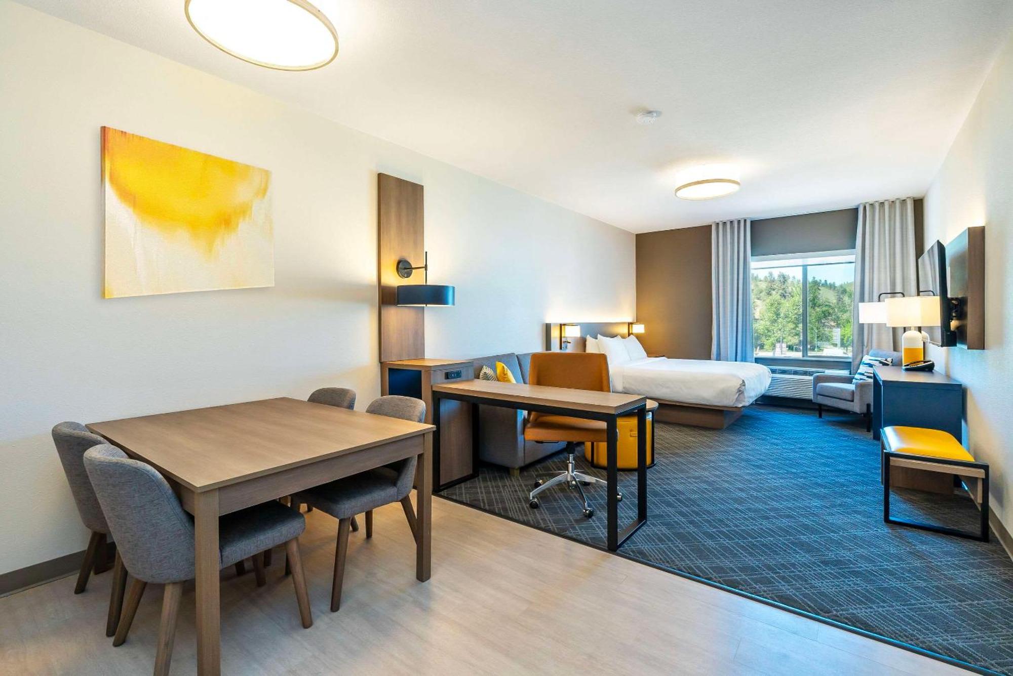Comfort Suites Kelowna Extérieur photo