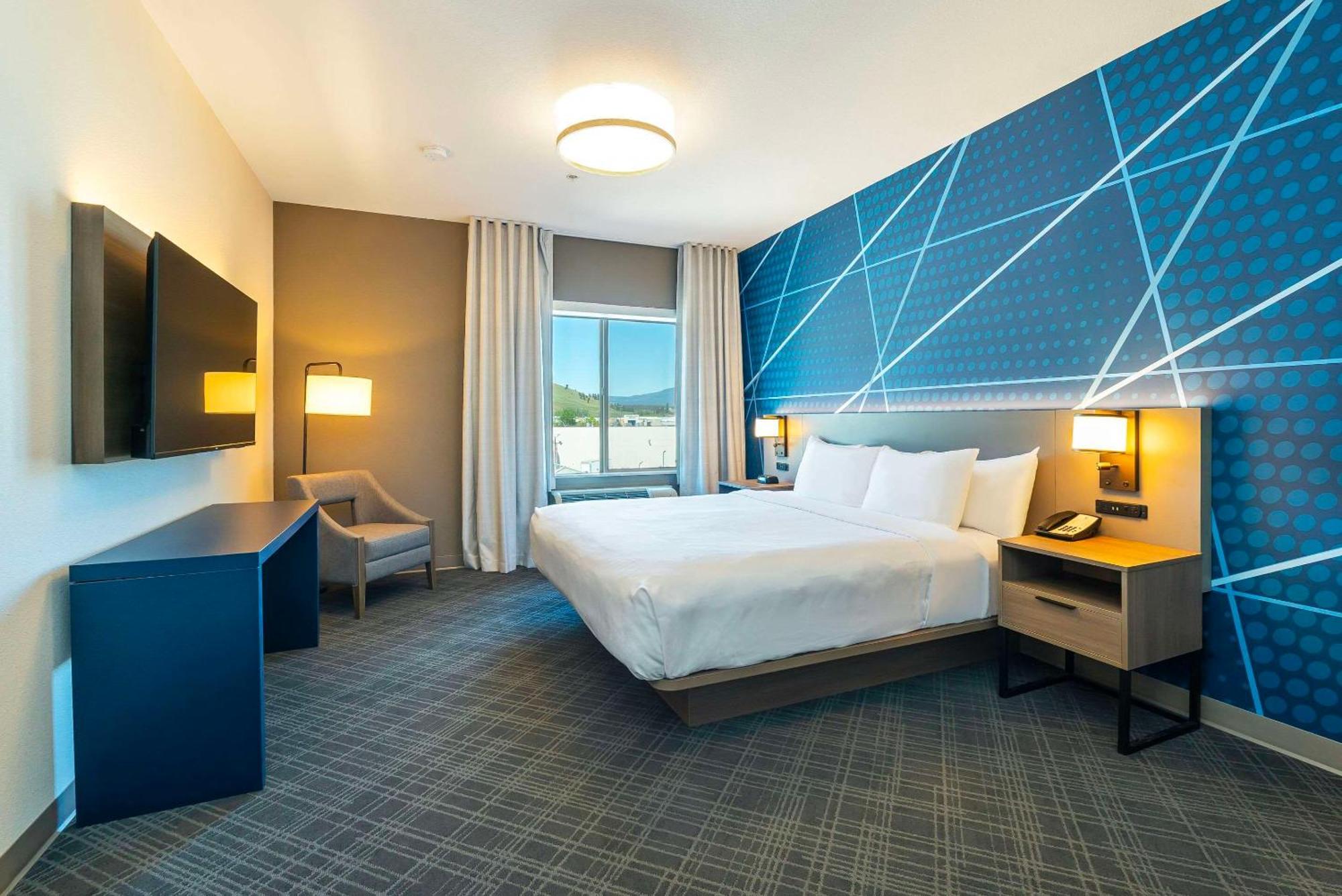 Comfort Suites Kelowna Extérieur photo